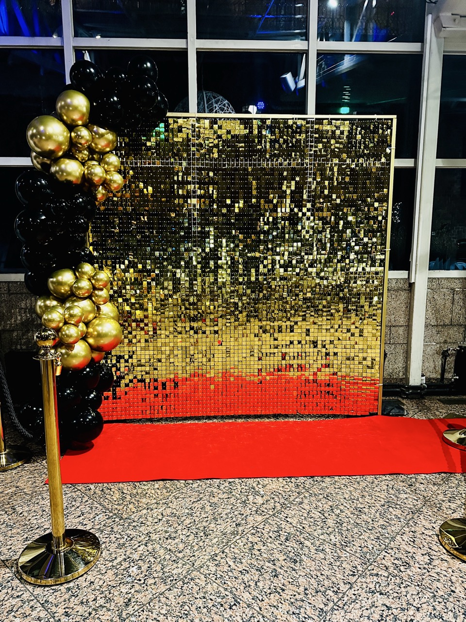 valokuvausseinä juhliin ja häihin vuokraus