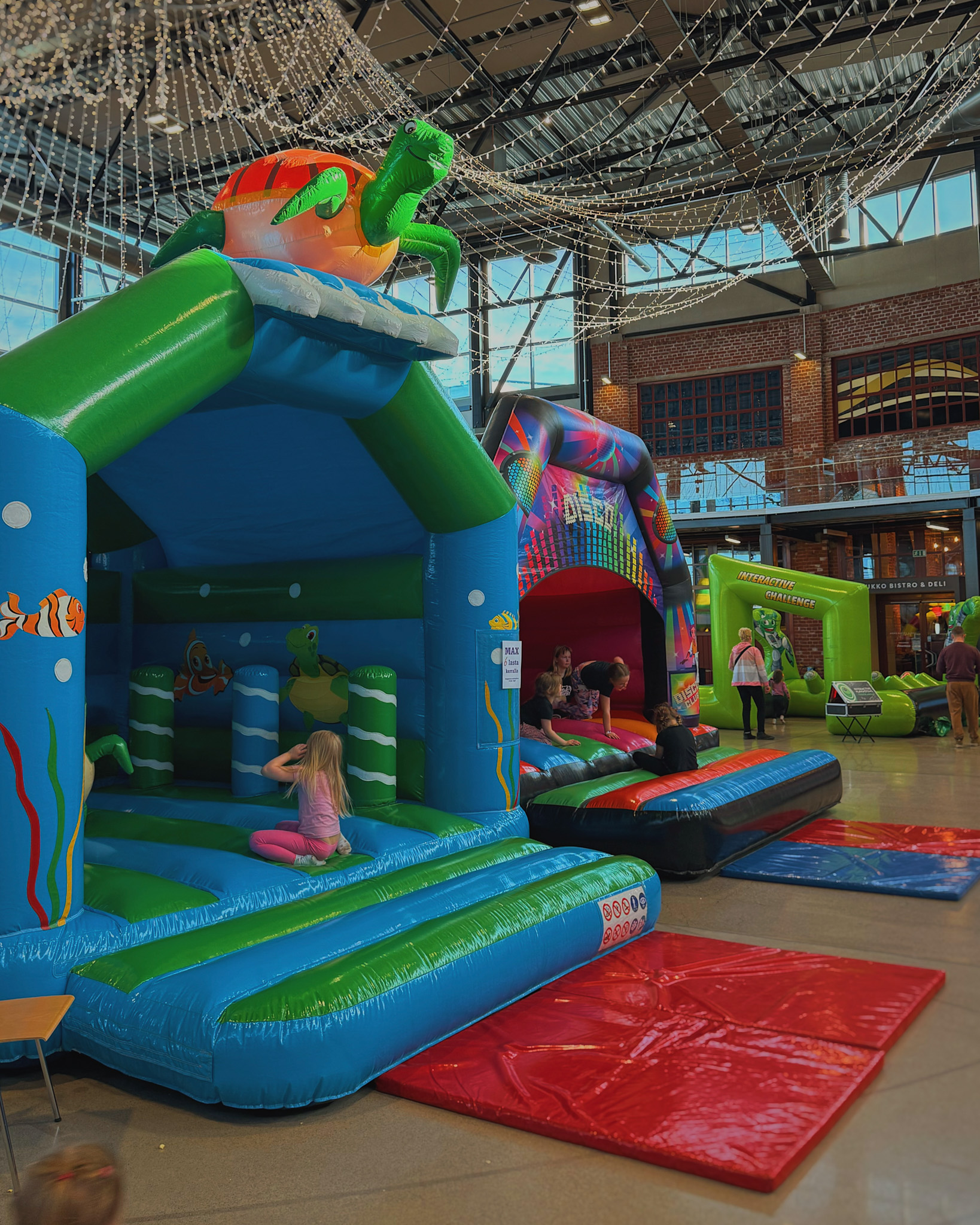 Pomppulinnat vuokralla