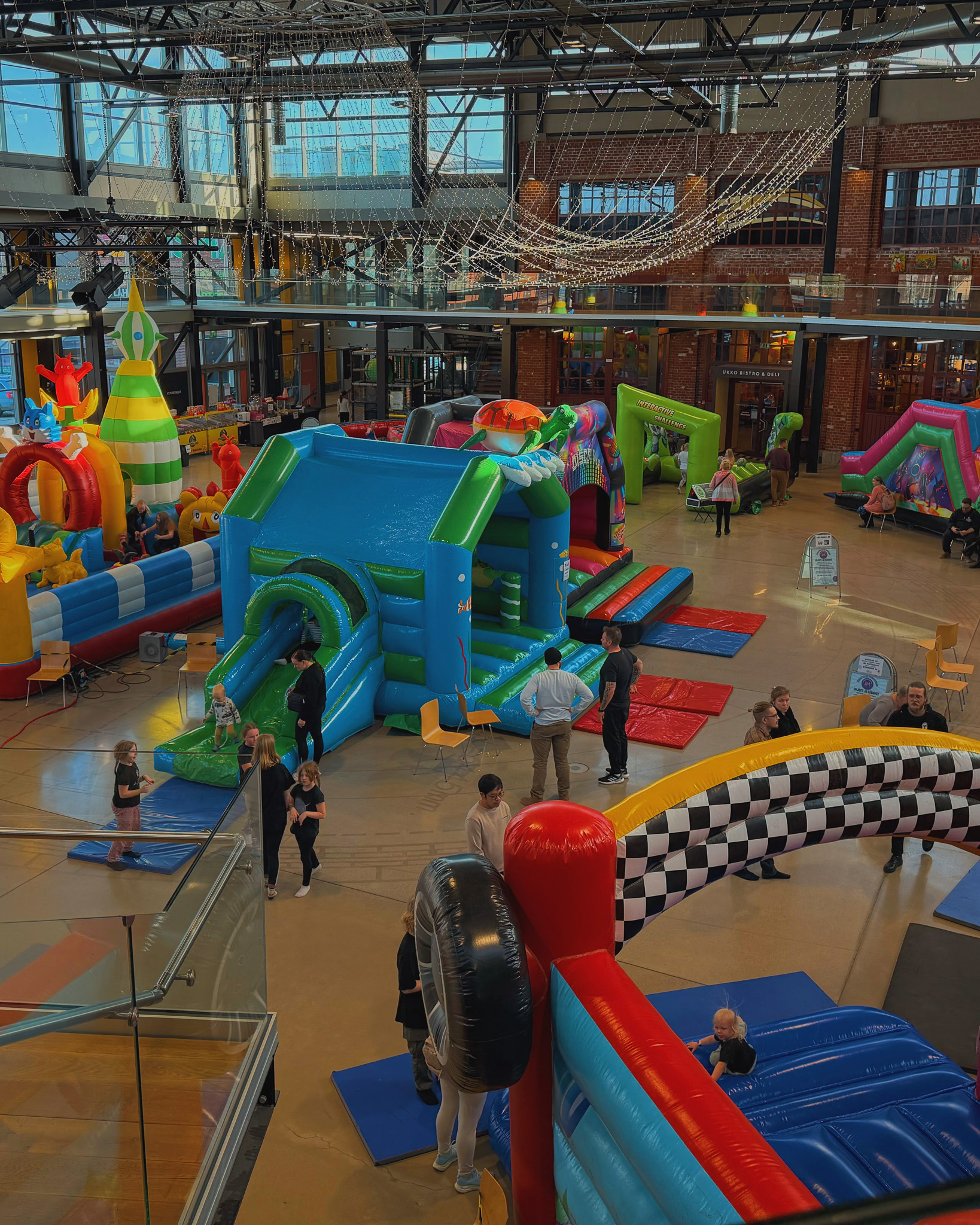 pomppulinnat vuokralla